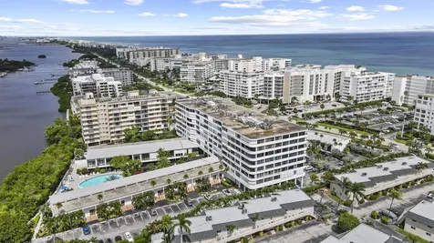 3589 S Ocean Boulevard South Palm Beach FL 33480