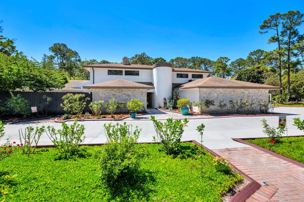 14645 Black Bear Road Palm Beach Gardens FL 33418