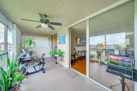 7301 NW 1st Street Margate FL 33063