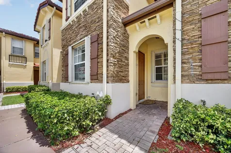 1575 NE 33rd Avenue Homestead FL 33033
