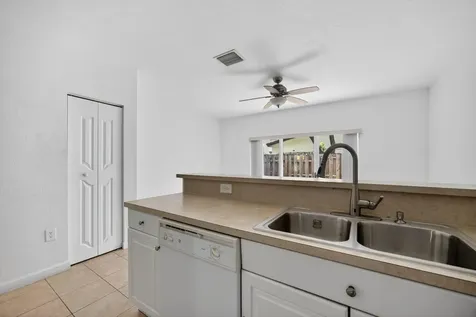 1575 NE 33rd Avenue Homestead FL 33033