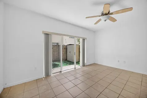 1575 NE 33rd Avenue Homestead FL 33033