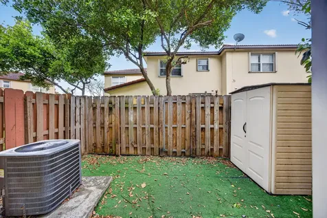 1575 NE 33rd Avenue Homestead FL 33033