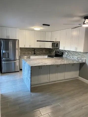594 Springdale Circle Palm Springs FL 33461