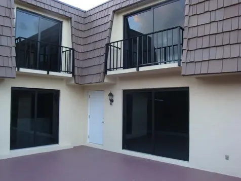 594 Springdale Circle Palm Springs FL 33461