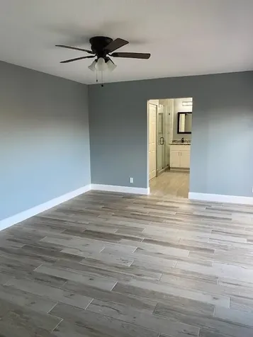594 Springdale Circle Palm Springs FL 33461