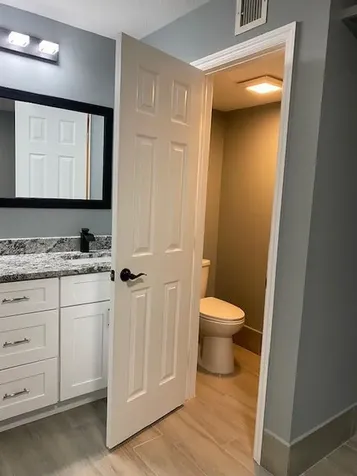 594 Springdale Circle Palm Springs FL 33461