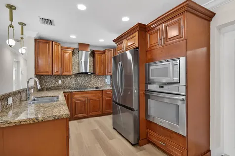 933 SE 2nd Street Belle Glade FL 33430