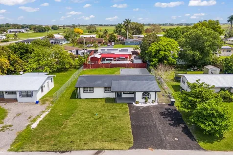 933 SE 2nd Street Belle Glade FL 33430