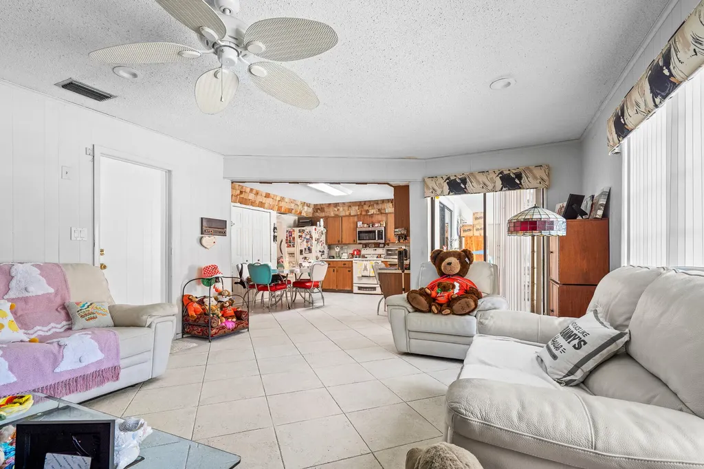 8619 NW 26th Court Coral Springs FL 33065