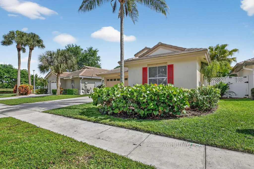 7760 Manor Forest Lane Boynton Beach FL 33436