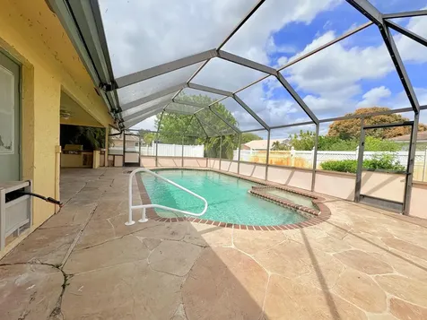 1740 22nd Avenue N Lake Worth Beach FL 33460