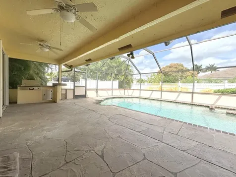1740 22nd Avenue N Lake Worth Beach FL 33460