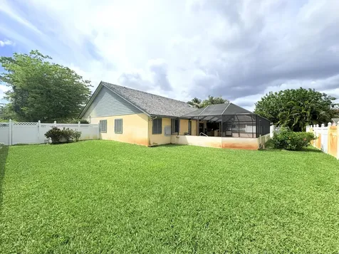 1740 22nd Avenue N Lake Worth Beach FL 33460