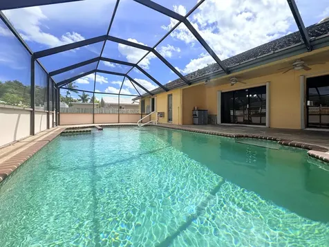1740 22nd Avenue N Lake Worth Beach FL 33460