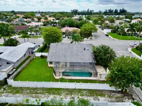 1740 22nd Avenue N Lake Worth Beach FL 33460