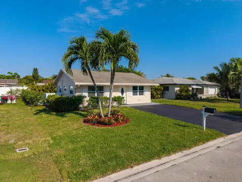 8107 NW 96th Avenue Tamarac FL 33321