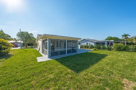 8107 NW 96th Avenue Tamarac FL 33321