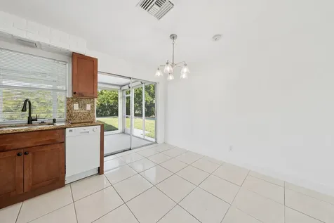 8107 NW 96th Avenue Tamarac FL 33321