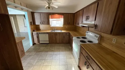 614 N 32nd Court Hollywood FL 33021