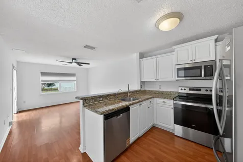 191 NW 118th Drive Coral Springs FL 33071