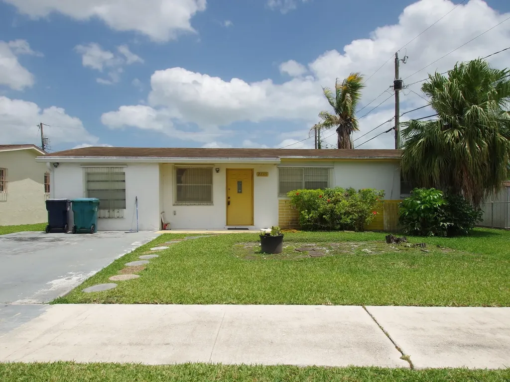22315 SW 108th Court Miami FL 33170