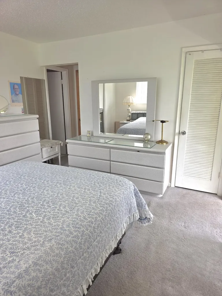 45 Easthampton B West Palm Beach FL 33417