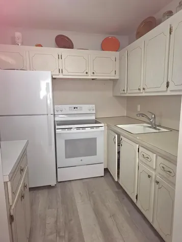 45 Easthampton B West Palm Beach FL 33417