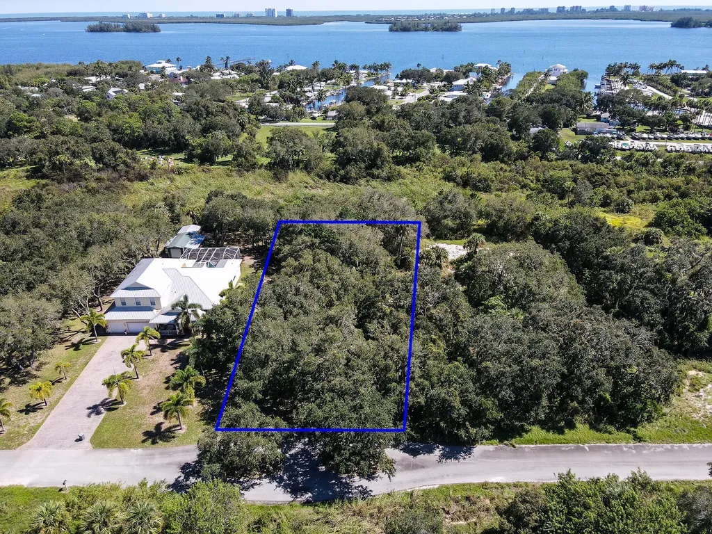 4120 Mariner Oaks Way Fort Pierce FL 34946