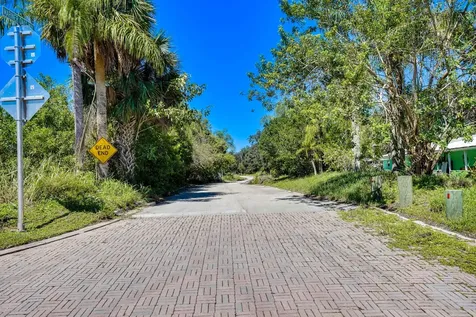 4132 Mariner Oaks Way Fort Pierce FL 34946