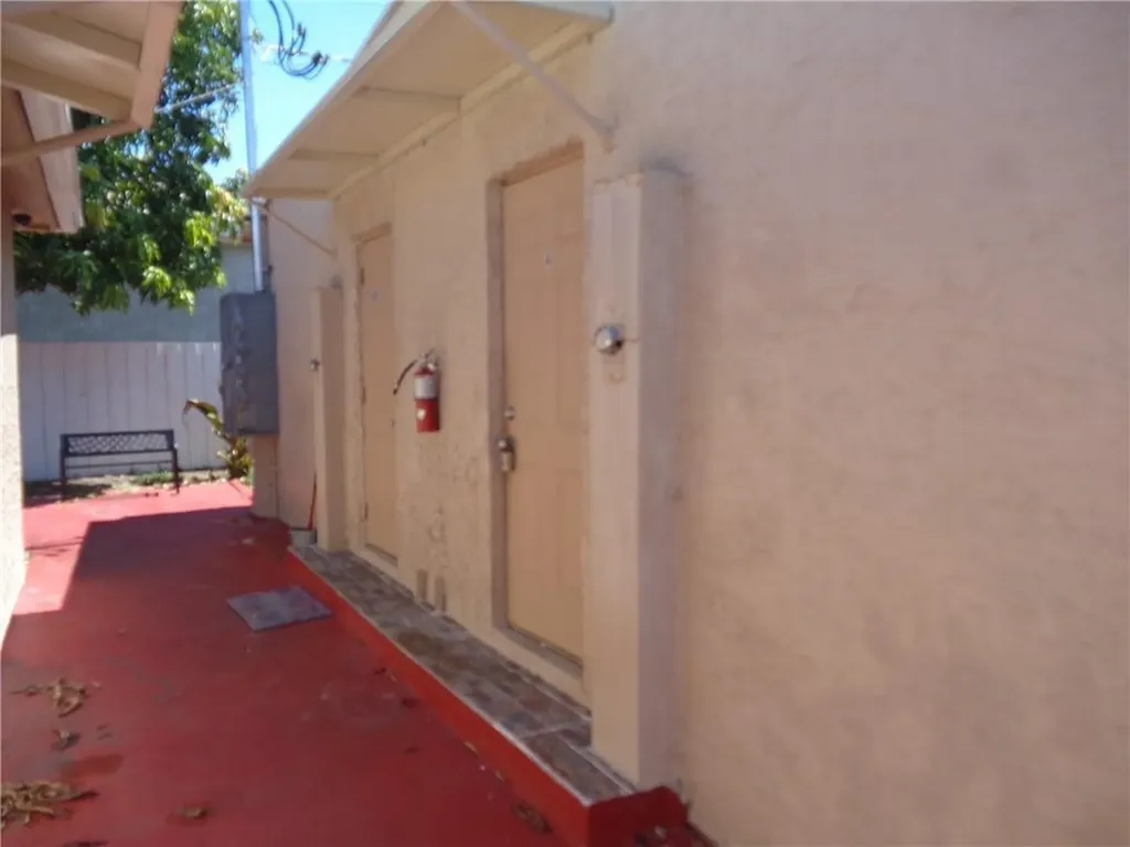 2204 Atlanta Street Hollywood FL 33020