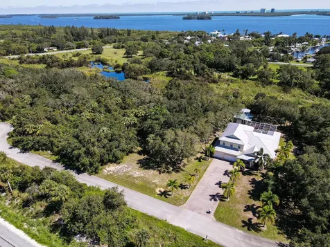 4128 Mariner Oaks Way Fort Pierce FL 34946