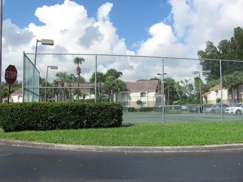 815 W Boynton Beach Boulevard Boynton Beach FL 33426