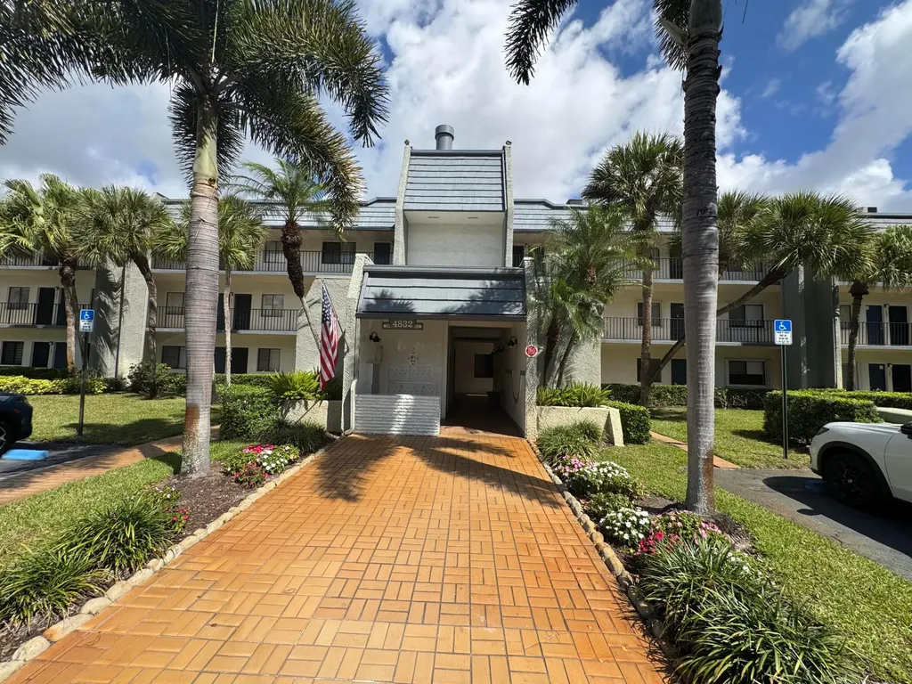 4832 Esedra Court Lake Worth FL 33467