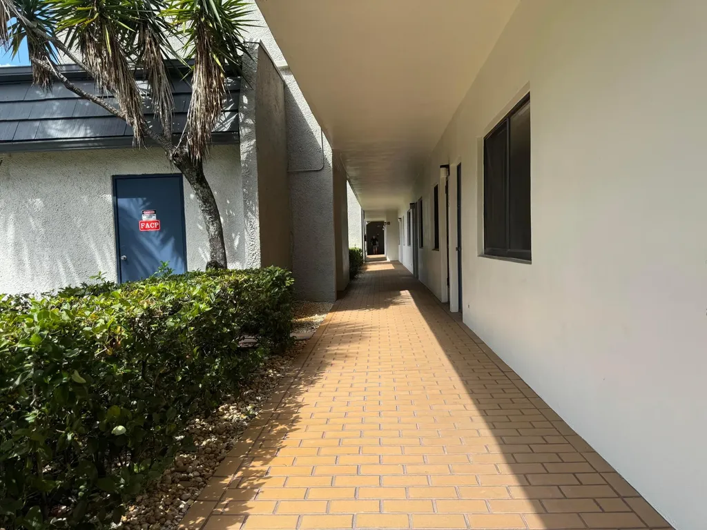 4832 Esedra Court Lake Worth FL 33467