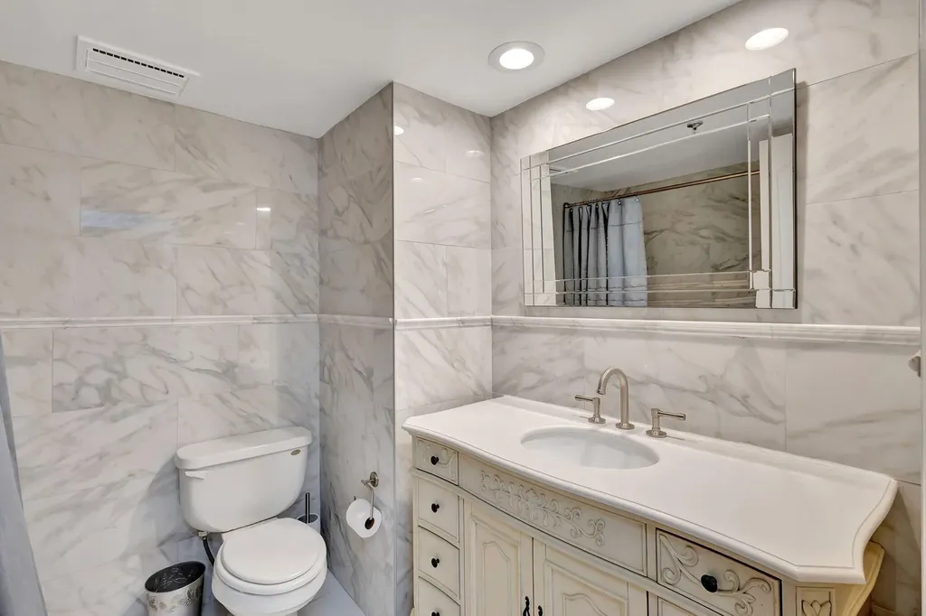 300 Golfview Road North Palm Beach FL 33408