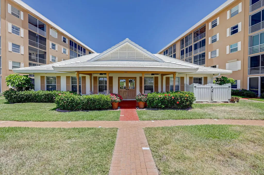 300 Golfview Road North Palm Beach FL 33408