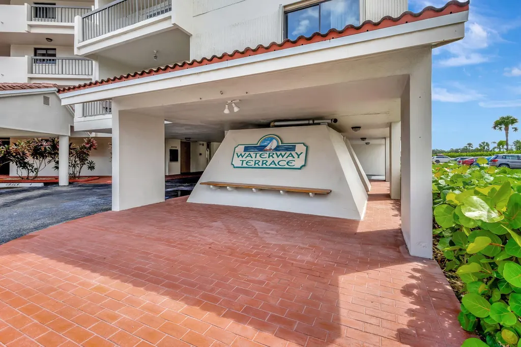 300 Golfview Road North Palm Beach FL 33408