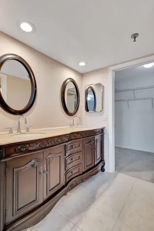 300 Golfview Road North Palm Beach FL 33408