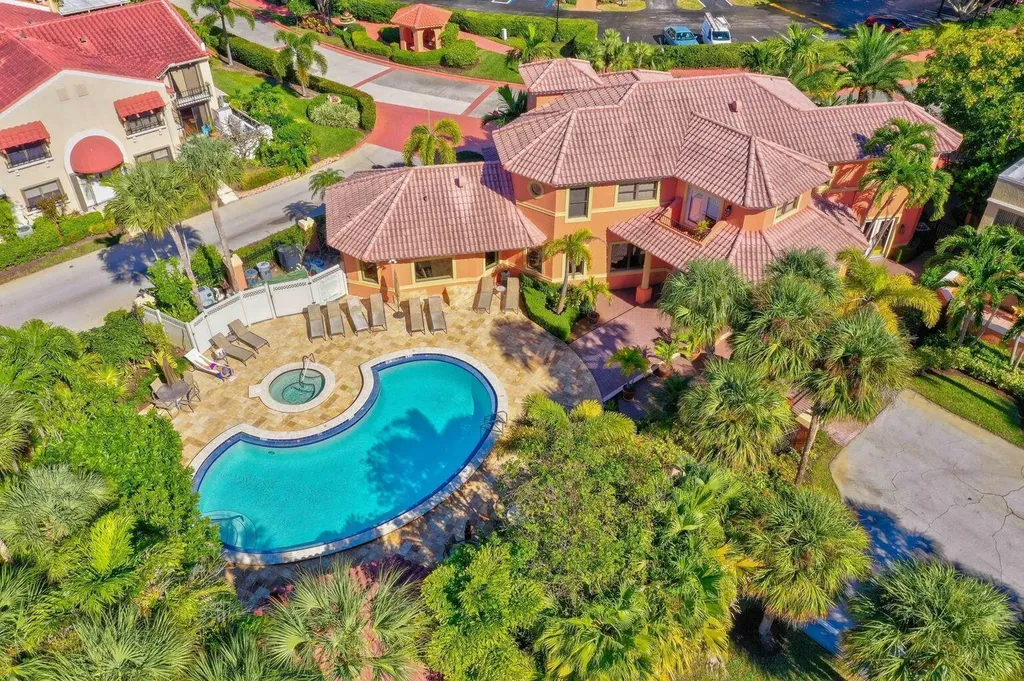 800 Uno Lago Drive Juno Beach FL 33408