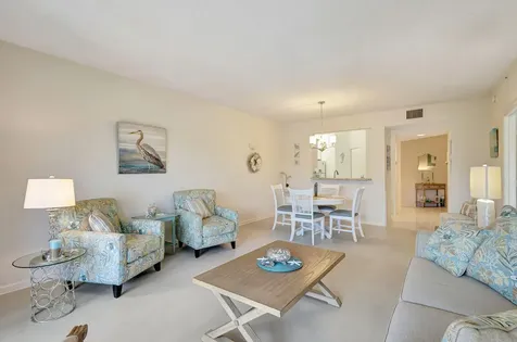 800 Uno Lago Drive Juno Beach FL 33408