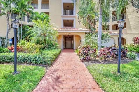 800 Uno Lago Drive Juno Beach FL 33408