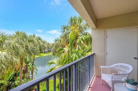 800 Uno Lago Drive Juno Beach FL 33408