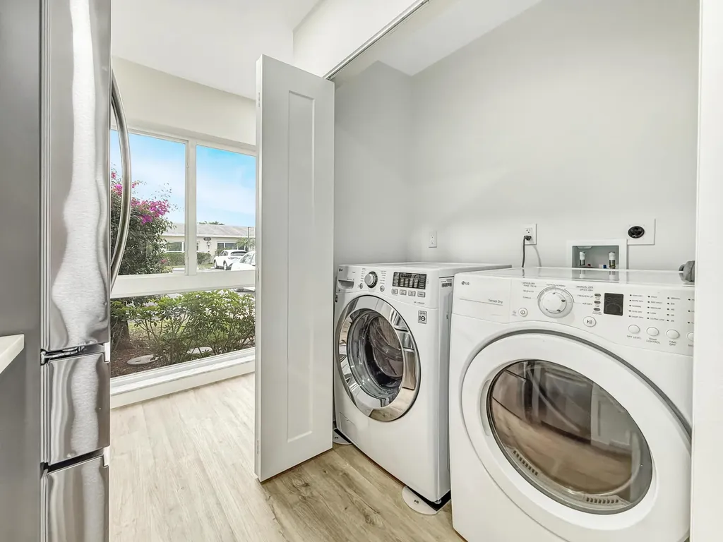 13735 Flora Place Delray Beach FL 33484