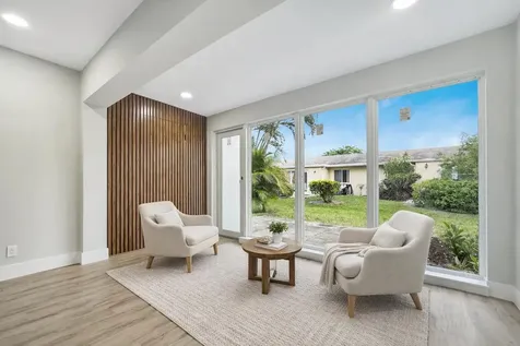 13735 Flora Place Delray Beach FL 33484