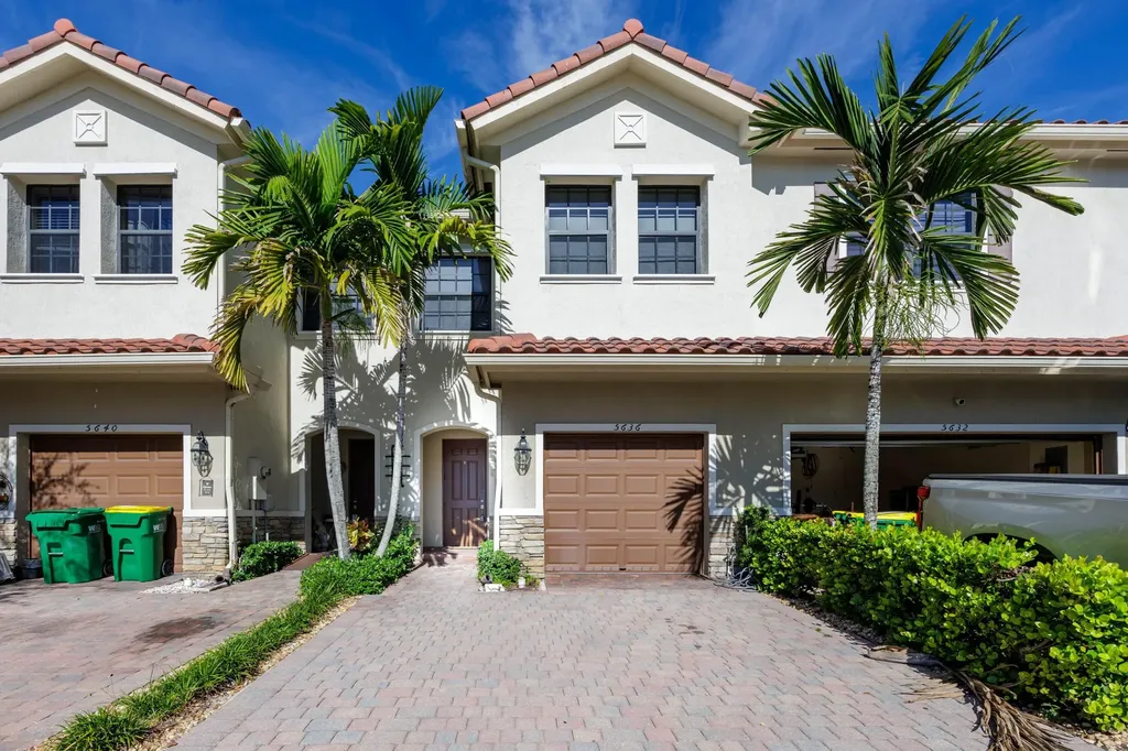 5636 NW 58th Lane Tamarac FL 33319