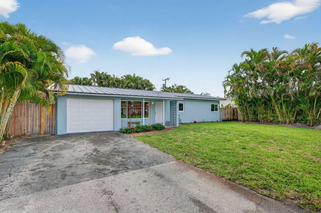 3140 NE 9th Avenue Pompano Beach FL 33064