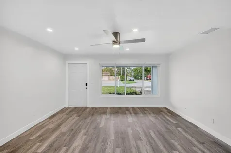 3140 NE 9th Avenue Pompano Beach FL 33064