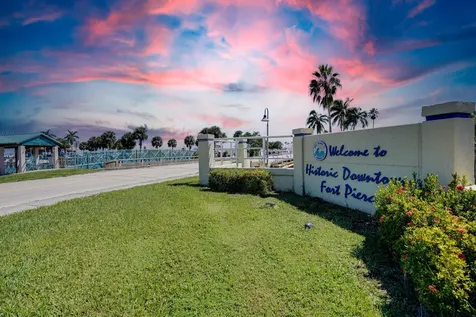 4112 Mariner Oaks Way Fort Pierce FL 34946