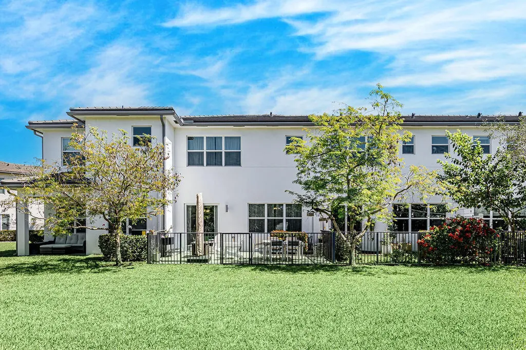 4823 Navali Drive Lake Worth FL 33467